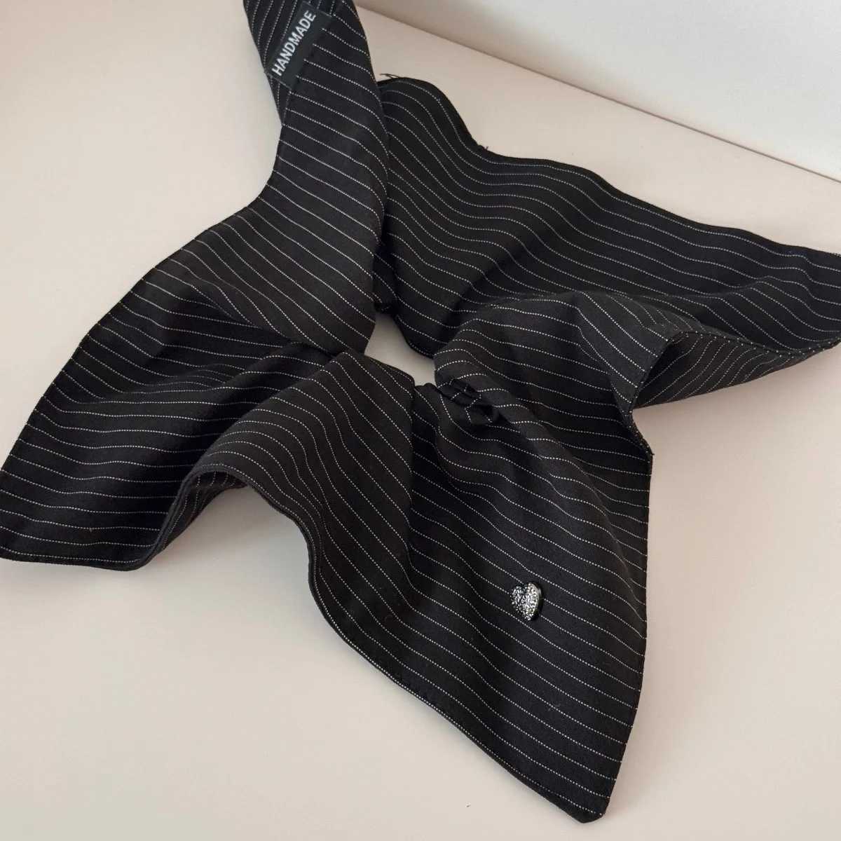 1pc Korean-style striped dotted metal heart hair tie elegant womens high-end square scarf hair band large hair tie H260324