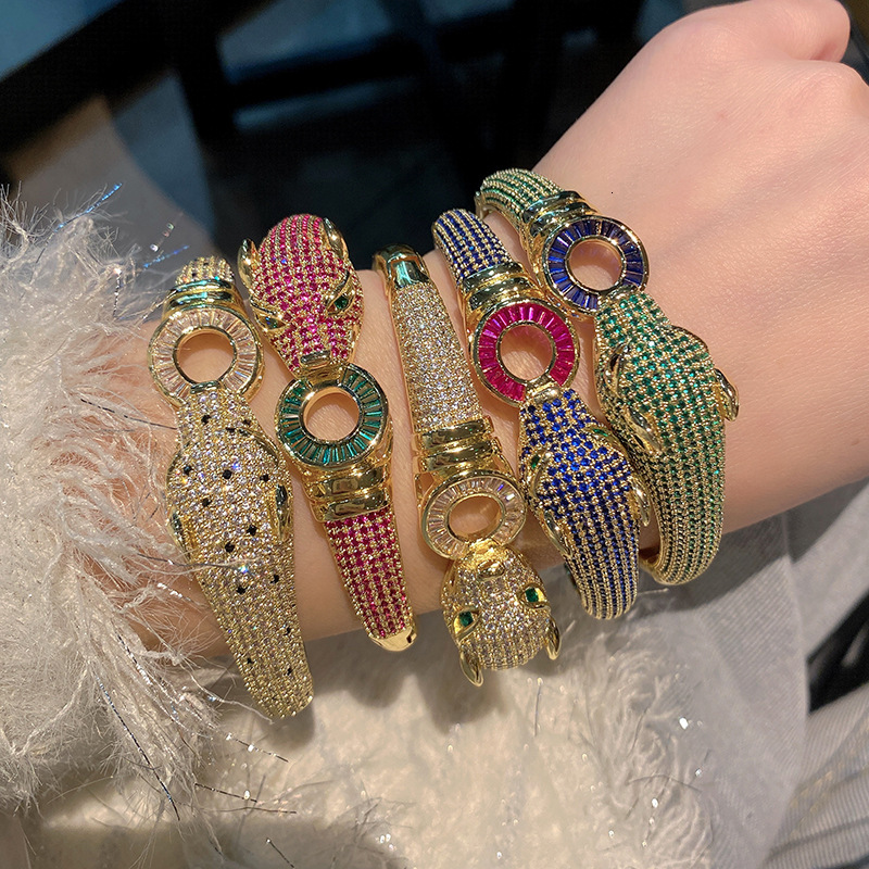 Bracelet Designer Leopard Print 18K Gold Bracelet with Full-Circle Zirconia Women's Vintage-Style Fashion Jewelry