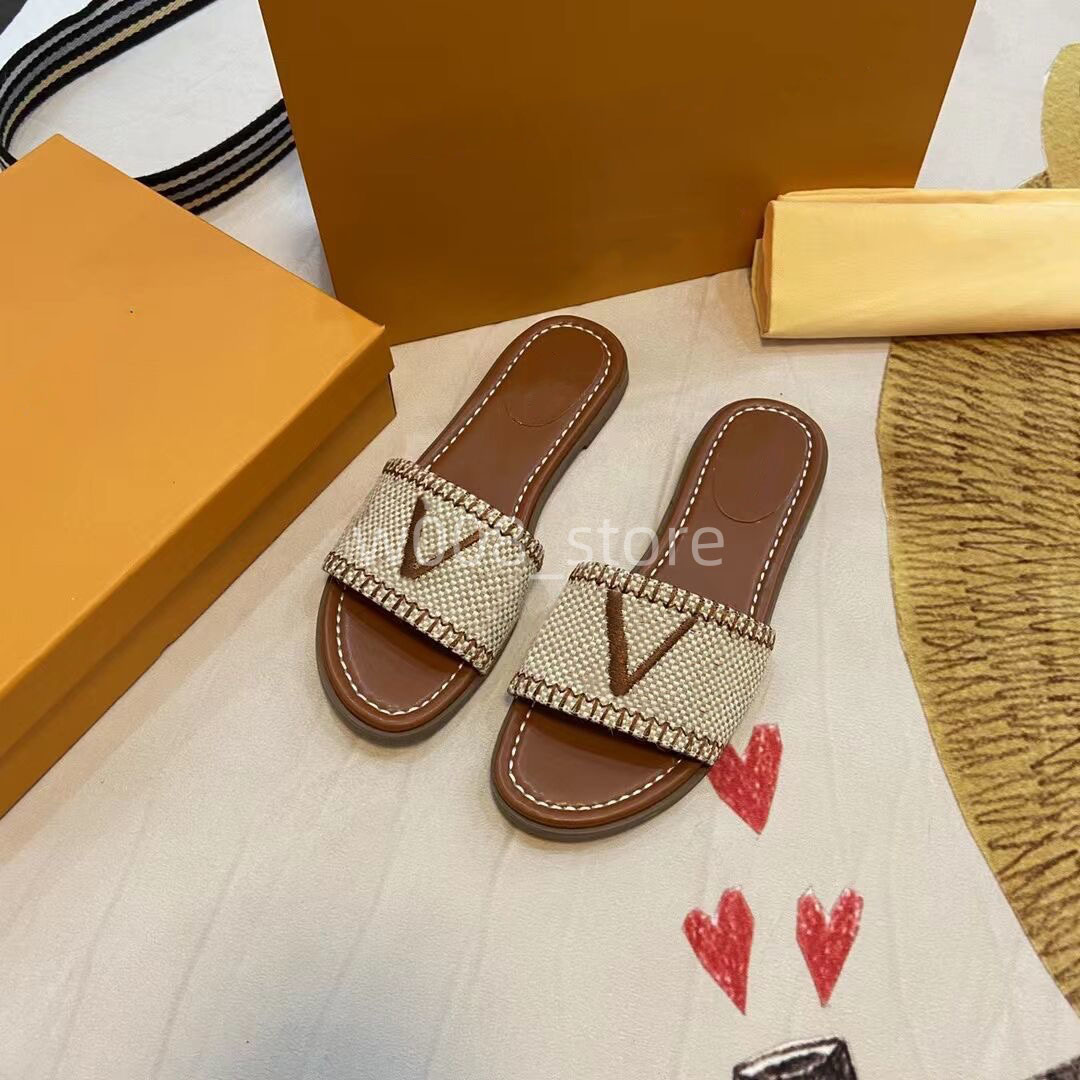 France slipper paris Beach slides Classic Flat heel Summer Designer Fashion flops lady embroidery sandals women shoes Hotel Bath Ladies sexy Sandals EUR SIZE 35-42