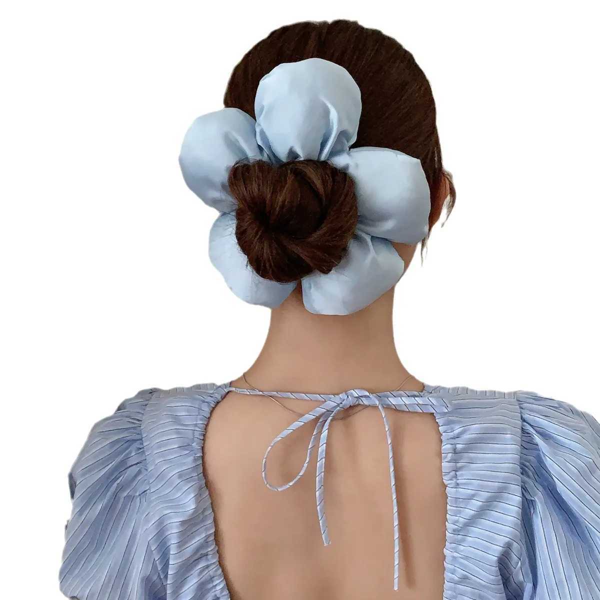 Womens Scrunchies Flower Hair Ties Three Dimensional Bread Hair Ties Large Intestine Fashion Hair Accessories Kawaii Headwear H260324