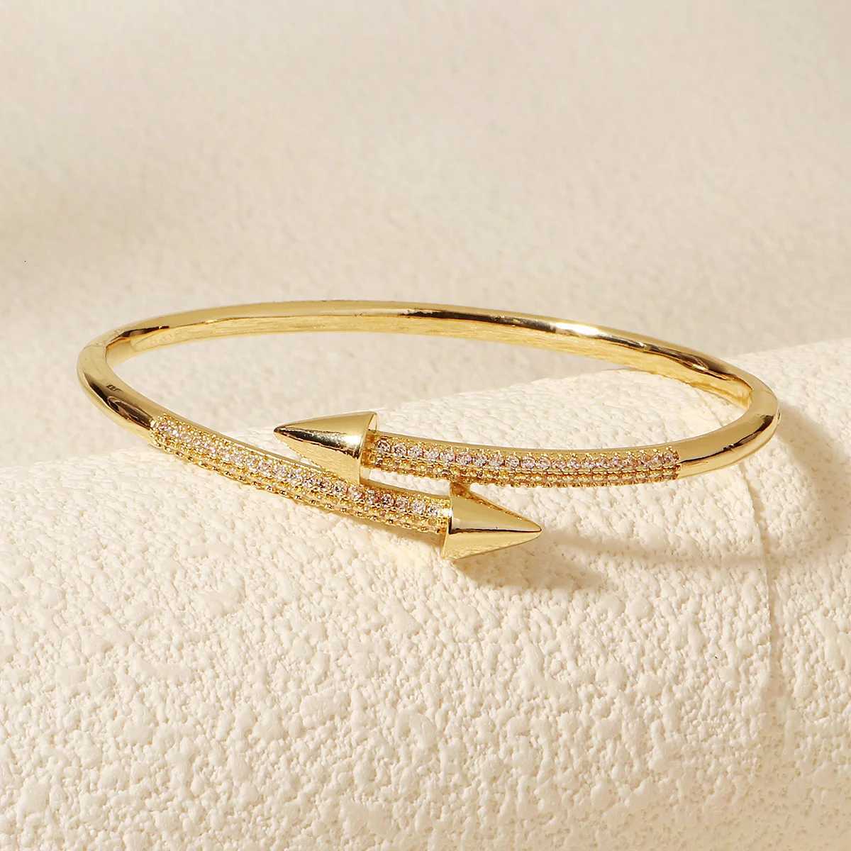Trendy Womens Fashion Handmade Rhinestone Bangles Daily Party Jewelry Accessories Exquisitely Crafted Open Cuffs H260323 - view 6