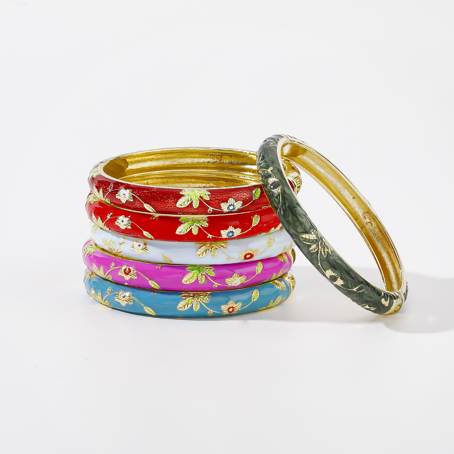 Old Beijing Zinc Alloy Palace Museum Vintage Travel Souvenir, Enamel Fine Floral Pattern Women's Bracelet, Fresh and Delicate