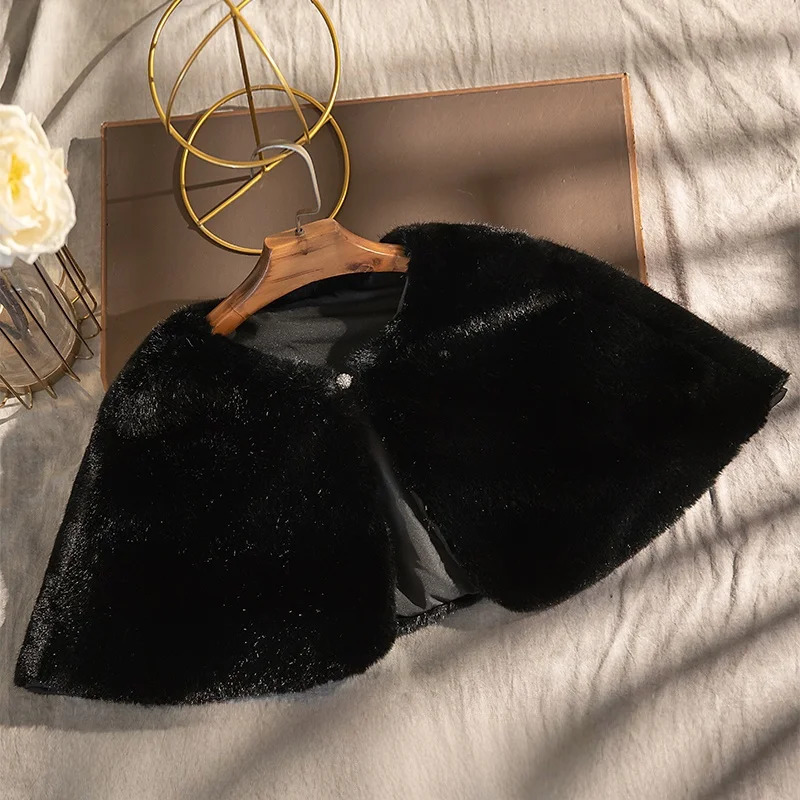 A Handmade Solid Color Polyester Faux Fur Womens Shawl for Winter Weddings and Parties Warm Decorative Cape 260325
