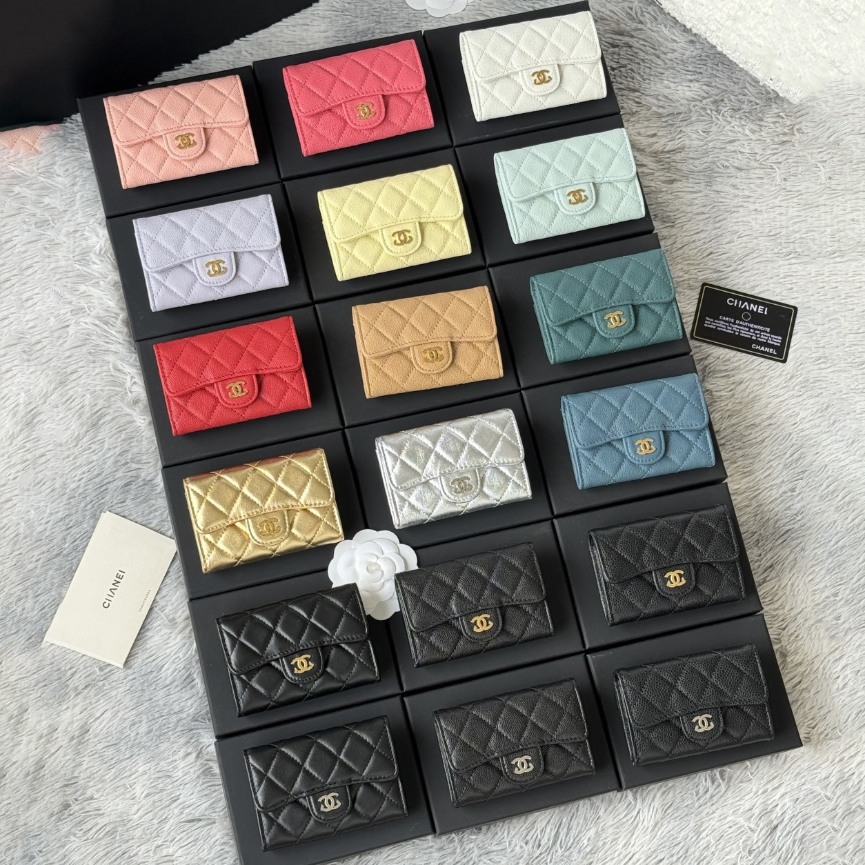 Designer Snap Flap Wallet Quilted Caviar Calfskin Leather with Signature Interlocking C Logo Gold-Tone Hardware Multiple Card Slots Bill Compartment Women Purse