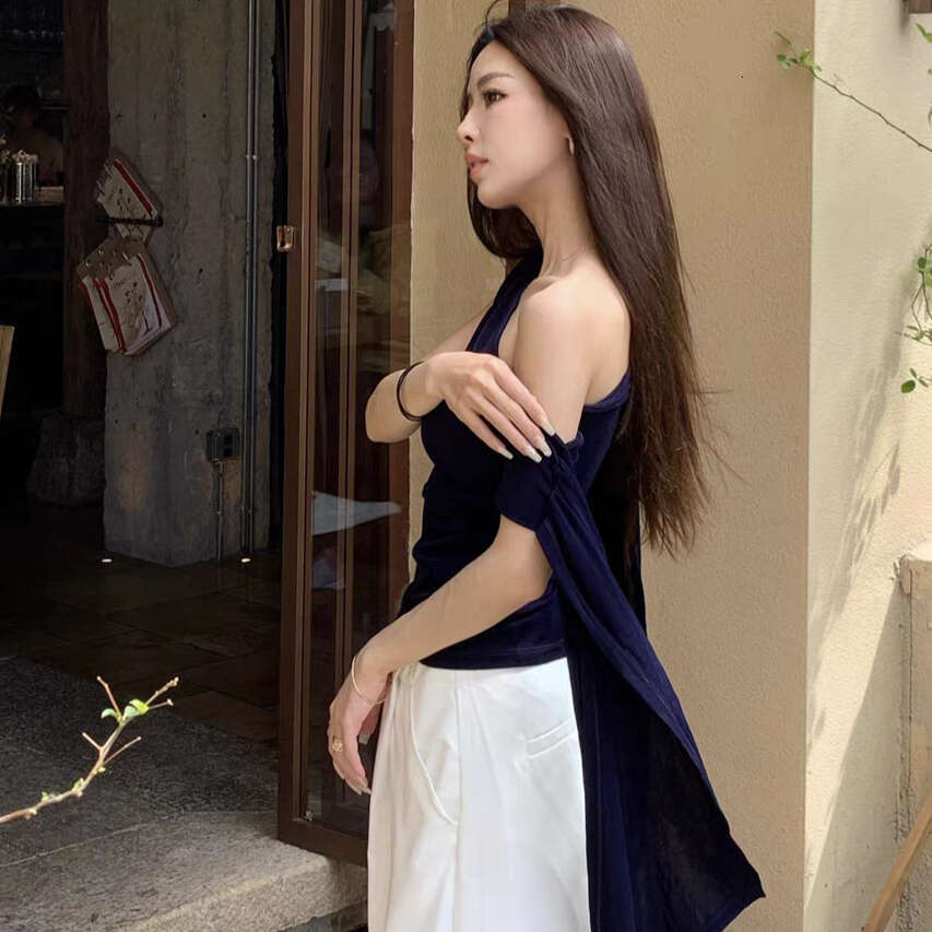 2026 Spring/Summer Designer French Asymmetric s4 Shoulder Design Knitted Ribbon Off Shoulder Sleeveless Women's Top