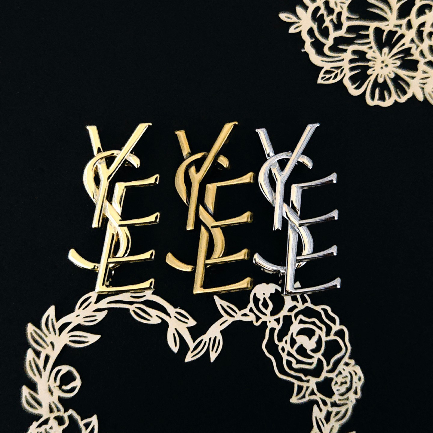 4cm Pins Brooches Brooch Correct Designer Women Pin Stamp Letter Brooch Sweater Cape Buckle Brooch Suit Pin Fashionable Jewelry for Romantic Gifts