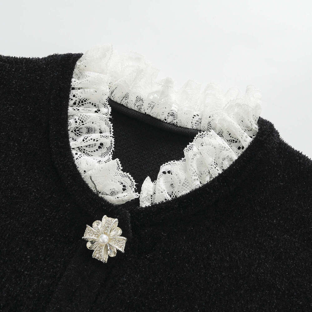 2026 Autumn Designer High end Black P Diamond Decorative Round s4 Neck Patch Knitted Tight Short Sleeve Women's Dress
