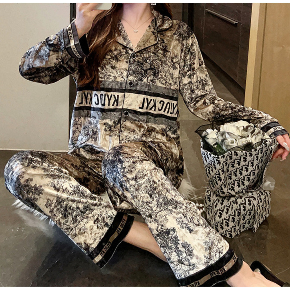 Women Pajamas Luxury Homewear Warm Cardigan Long Sleeve Set Soft Comfortable Spring Autumn Velvet Winter Sweet