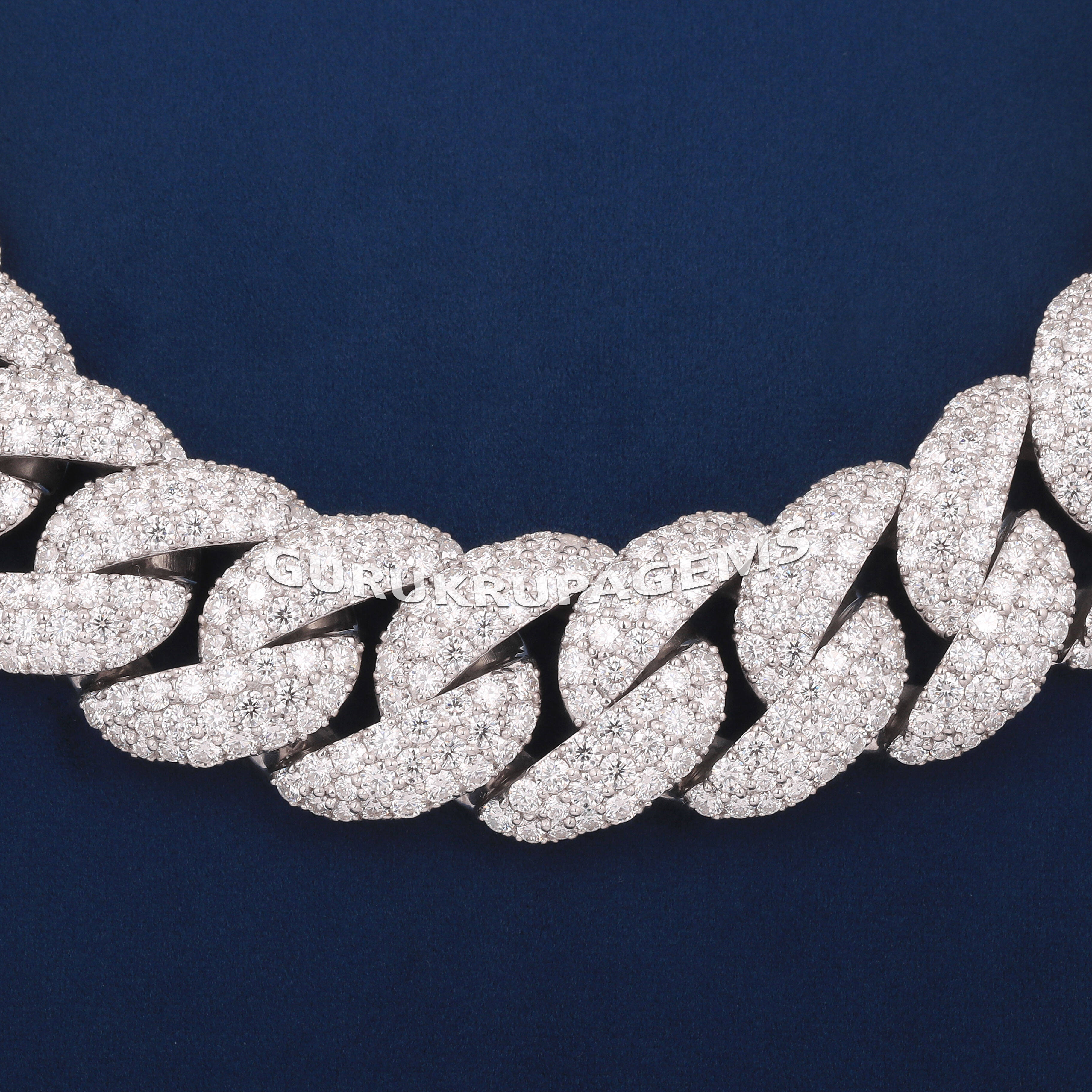 Luxury Big Size 30mm Width Iced Out Cuban Link Hip Hop Jewelry Custom Men 925 Silver Moissanite Cuban Link Chain