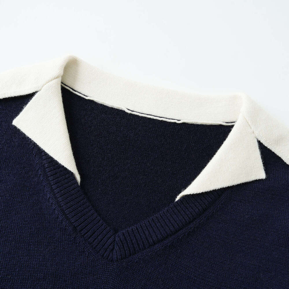 2026 Autumn New Designer Retro University Collar Color blocked k30 Fake Two Piece Knitted Women's Sweater Set