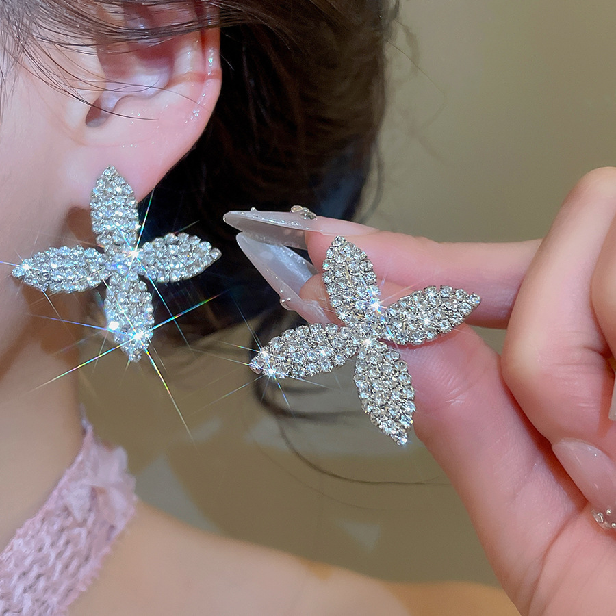 Silver needle diamond-studded flower European and American cross-border unique exaggerated earrings, light luxury high-end earrings with a niche desig - view 3