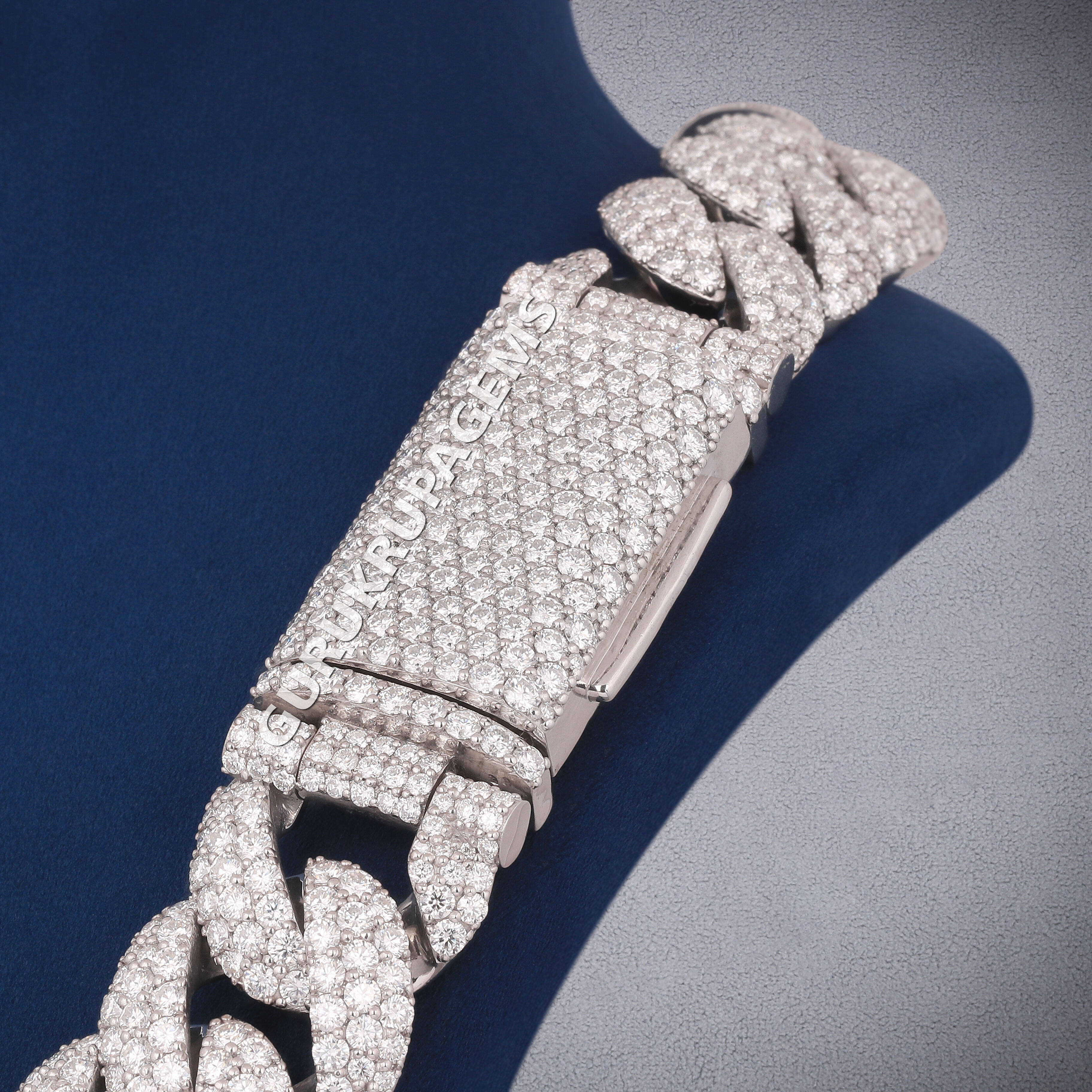 Luxury Big Size 30mm Width Iced Out Cuban Link Hip Hop Jewelry Custom Men 925 Silver Moissanite Cuban Link Chain