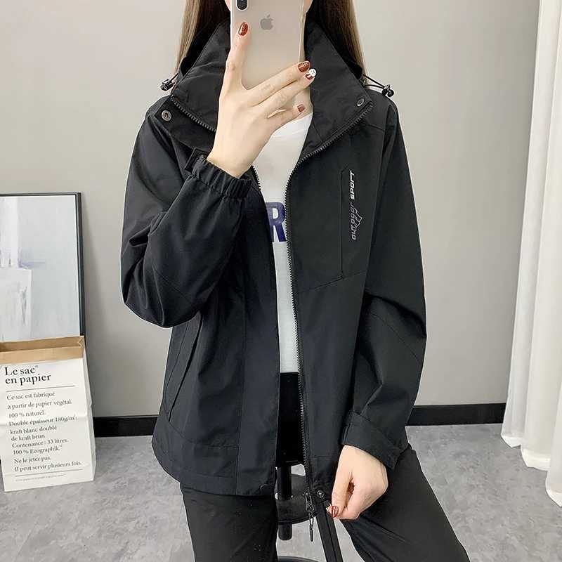 Outdoor Climbing Hiking Women Patchwork Sports Waterproof Hooded Coat Trekking Mountain Windbreaker s Raincoat M260325