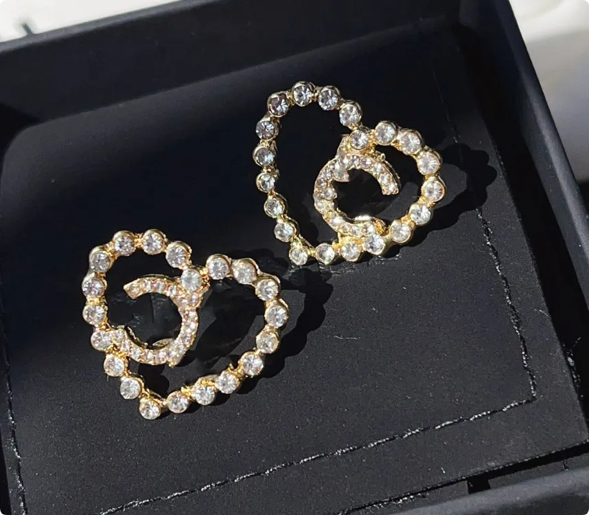 Designer Earrings Letters Stud Jewelry Women Crystal Rhinestone Pearl Earring Wedding Party Gift with box