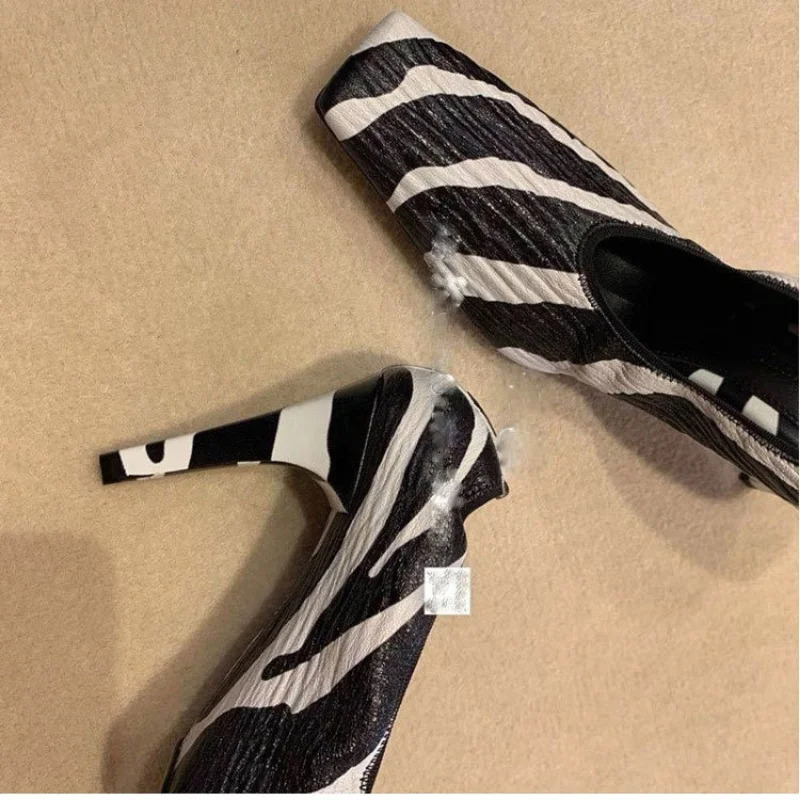 2025 Square Head Early Spring Fine Heel Zebra-Print Soft Leather Pleated Elastic Witch High Heel Deep Mouth Granny Shoes 260316 - view 7