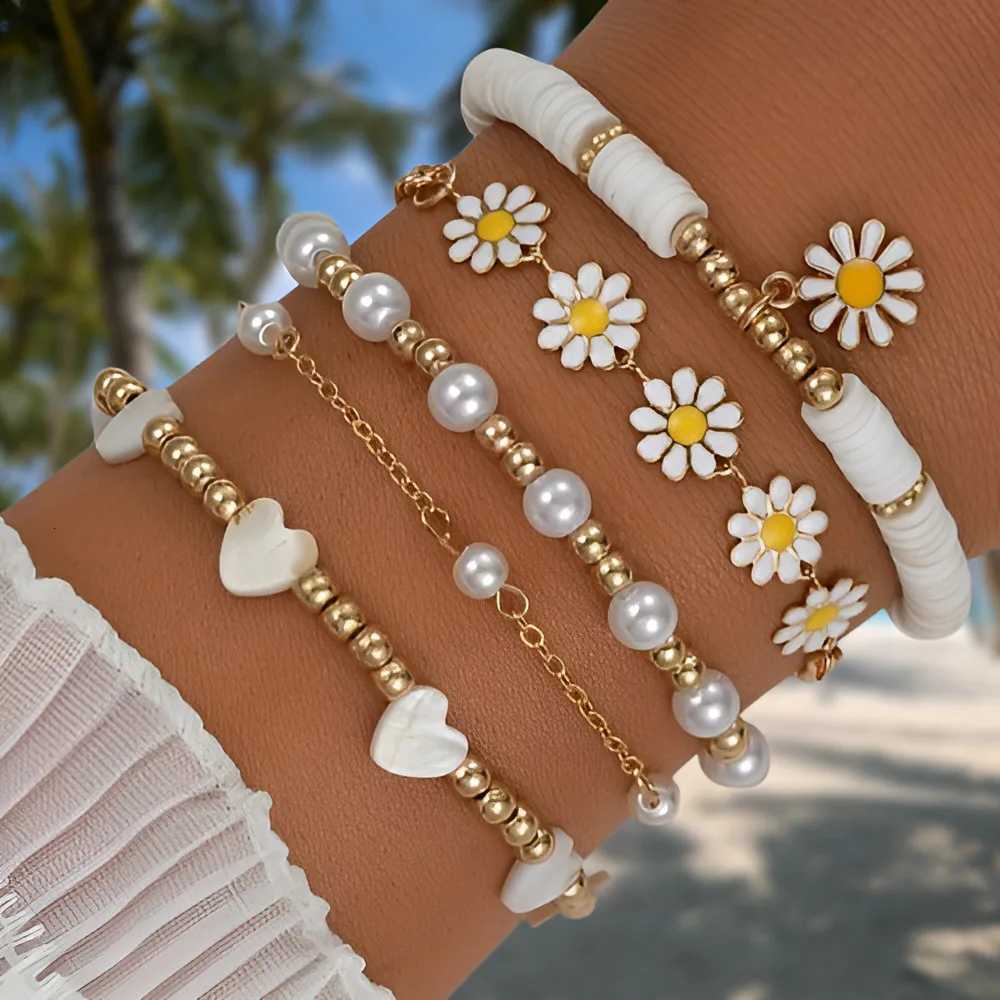 4pcs Vintage Daisy Flower Pendant Faux Pearl Set for Women Bohemian Beaded Enamel Star Stackable Hand String Jewelry H260325 - view 3