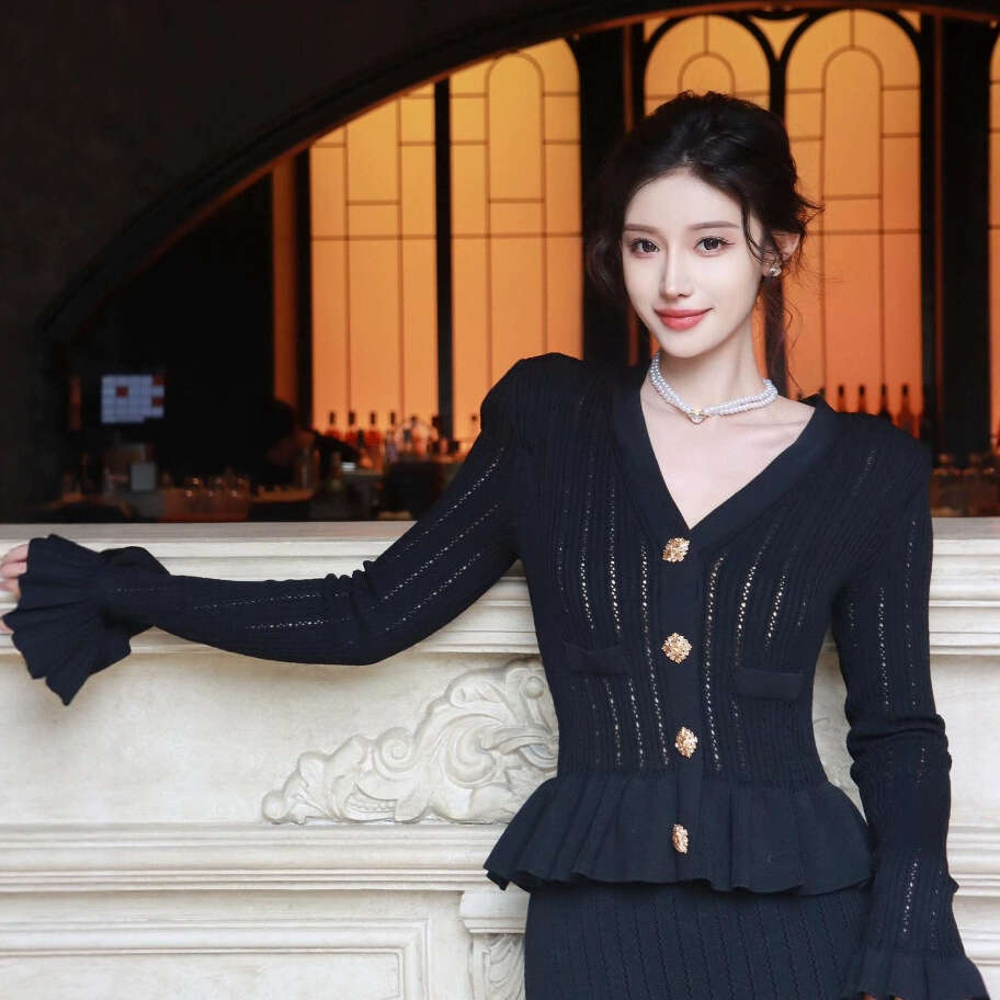 2026 Spring New Designer Elegant Social V-neck Ruffle Knitted Long Sleeve k30 Fishtail Slimming Women's Dress