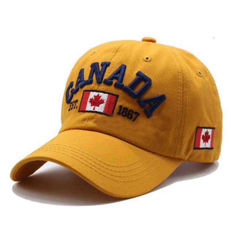 Adjustable CANAD Maple Leaf Embroidered Baseball Hat Men And Women Couples, Suitable For Outdoor Sports, Leisure, Sunshade Qian Pan
