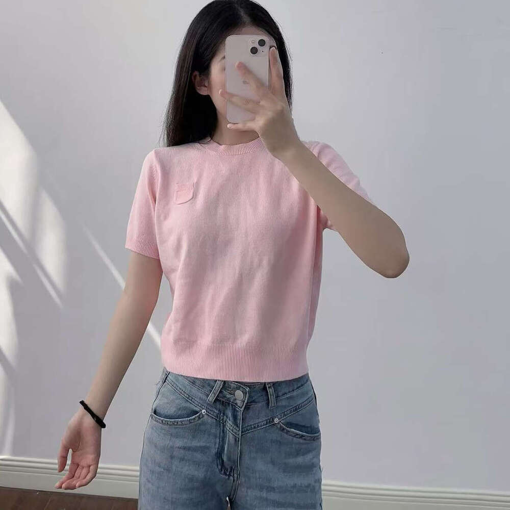 2026 Summer New Designer Women's Round Neck Thin Knitted g20 Short Sleeve Top with Single Back Buckle