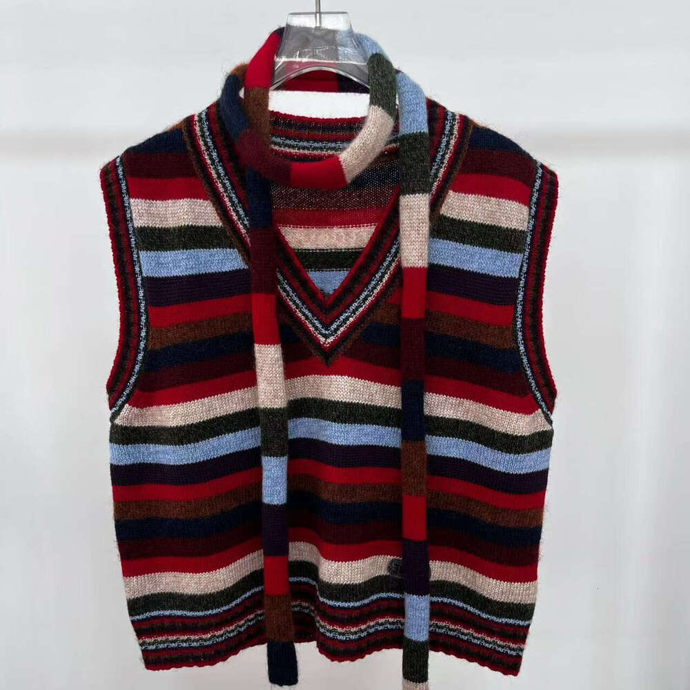 2026 k30 Autumn New Designer Women's Retro Color blocked Rainbow Stripe Knitted V-neck Tank Top with Scarf