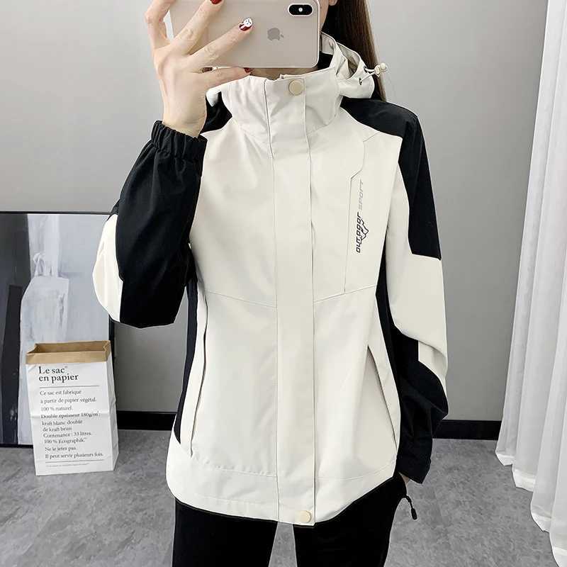 Outdoor Climbing Hiking Women Patchwork Sports Waterproof Hooded Coat Trekking Mountain Windbreaker s Raincoat M260325