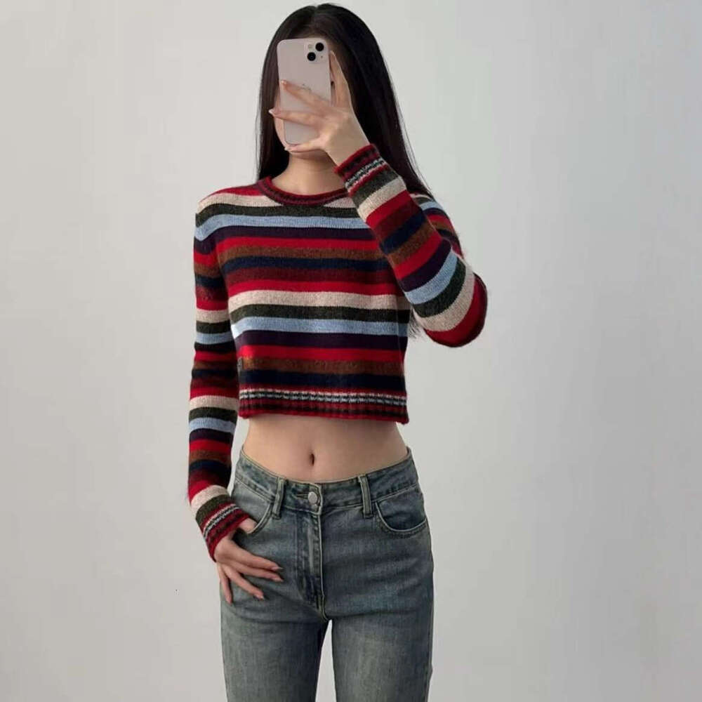 A5 2026 early autumn designer women's retro art rainbow striped knitted round neck pullover short top