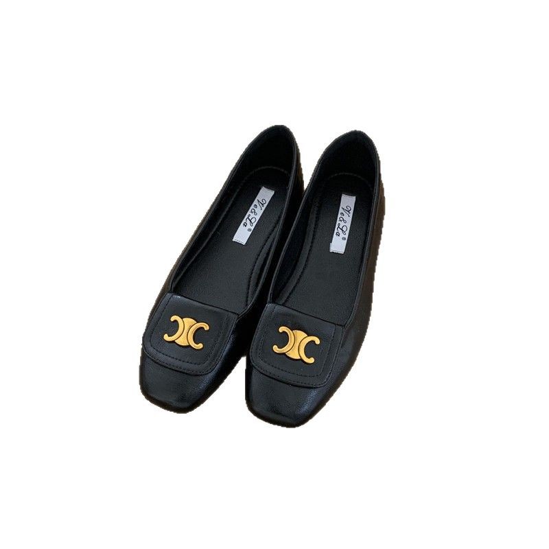 New free shipping designer shoes for womens flat shoes beige black red brown Fashionable and versatile French metal buckle flats