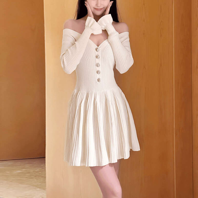 2026 spring and summer designer elegant and sexy k30 off shoulder long sleeved pleated slim fit women's dress