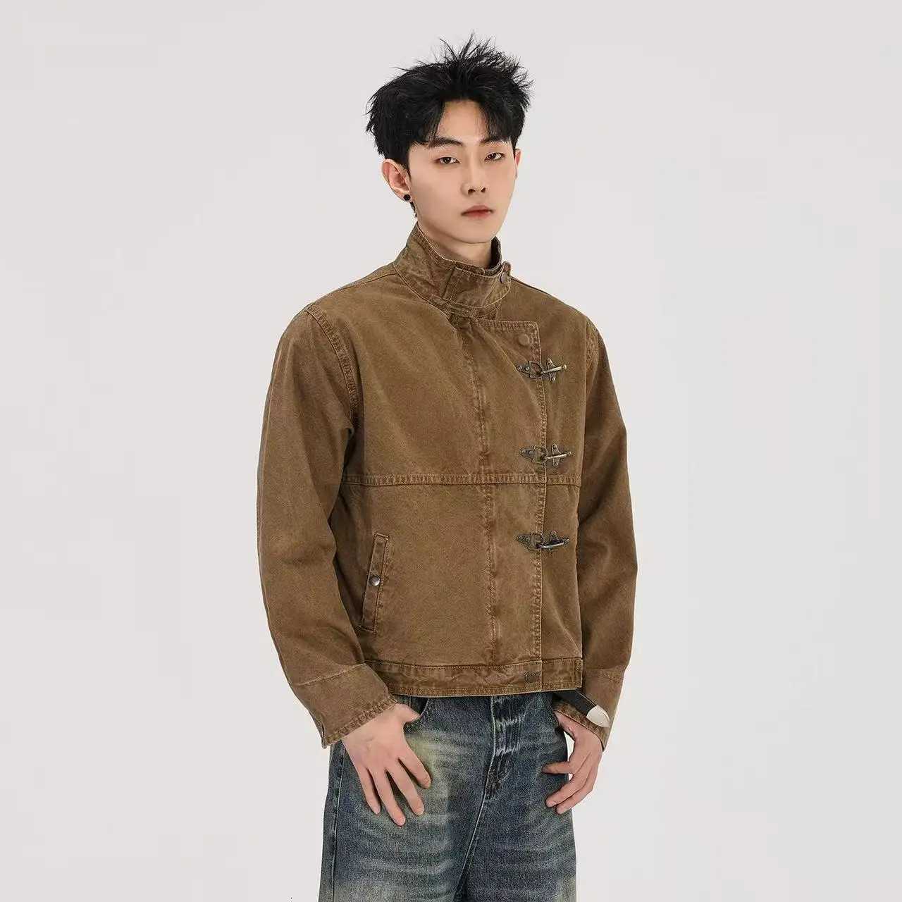 Mens Brown Retro American Style Lapel Collar Short Jacket Minimalist Workwear Structural Splicing Premium Early Autumn Coat C260325