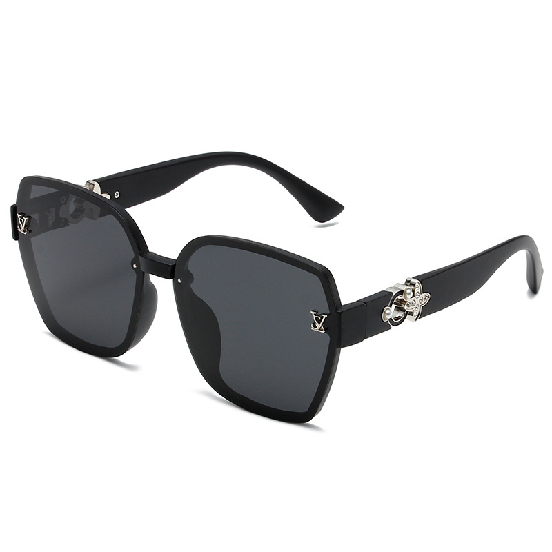 2026 summer hot casual fashion pearl versatile designer sunglasses classic luxury sunshade sunglasses for women