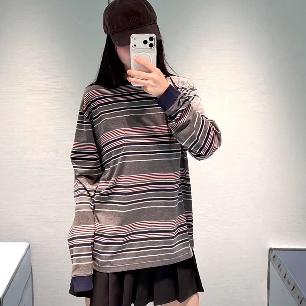 2026 Spring and Autumn new designer loose T-shirt casual versatile g20 retro color block striped round neck long sleeved top