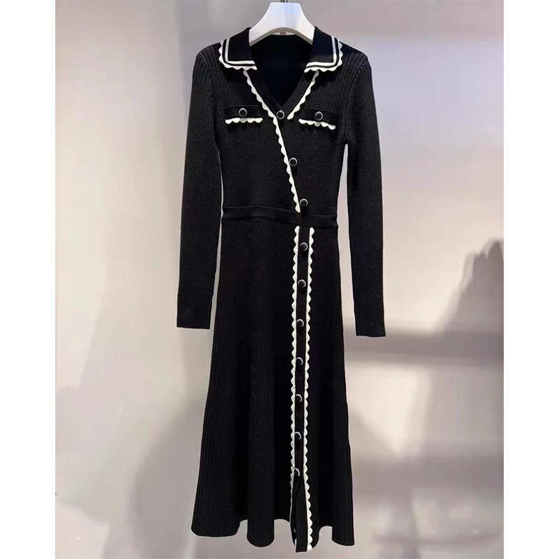 2026 Spring Designer k30 French Elegant V-neck Black Knitted High end Sleeve Bottom Skirt for Women