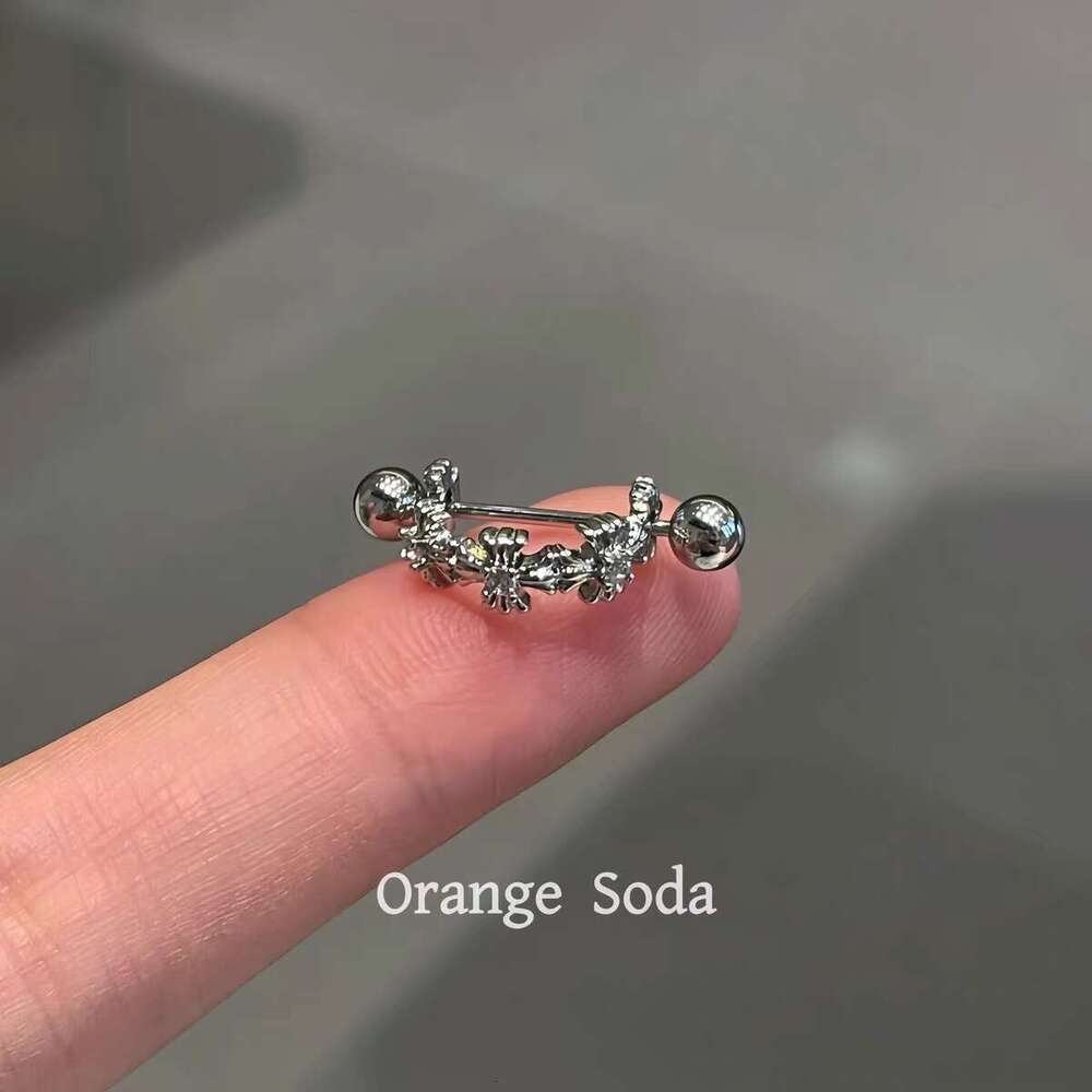 Orangesoda Chrome Cross Stud Titanium Steel U-Shaped Ear Hoop Stackable Niche Cool Style Earrings For Women