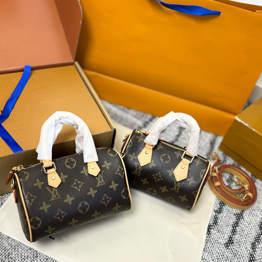 Top Designer bag Speed 25 bags Luxury women's handbag Letter embossed shoulder bag Cowhide leather luxury bag Master level crossbody bag Classic makeup bag Purse bag