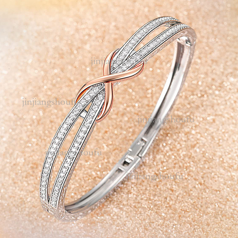 2026 Fashion Micro Inlaid Zirconia Designer Bracelet Luxury Brand Women's Jewelry Accessories High-quality Temperament Clover Bracelet Letter Sil