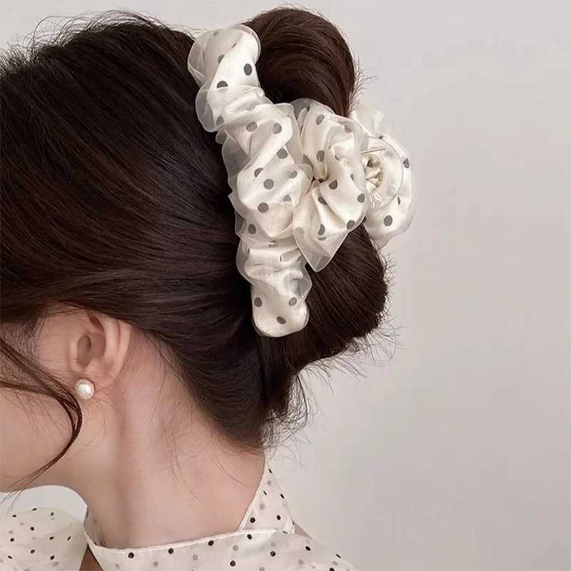 1pc Korean version of temperament mesh wave point grab clip womens high-end feeling braided hair shark clip grab H260326