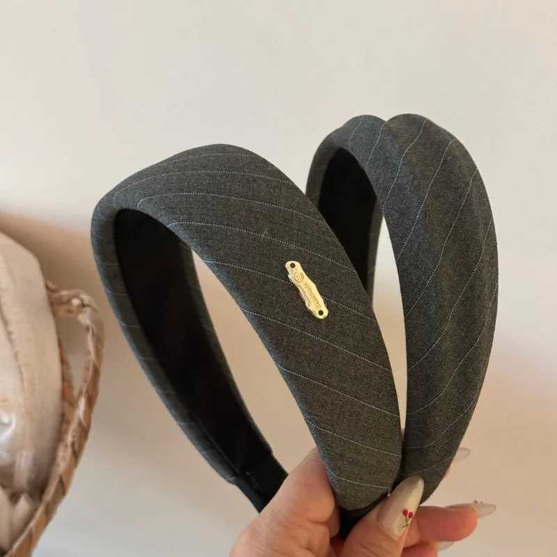 Korean simple high-end headband gray twill retro sponge hairpin versatile pressure hair high cranial top wide edge headband D260326