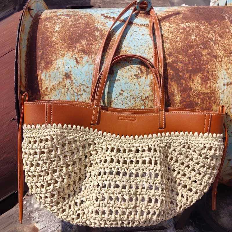 Large Capacity Dumpling Straw Shoulder Bag Women Straw Woven Bag Fashion Plush Wings Armpit Bag For Summer Beach Bucket Bag H260326