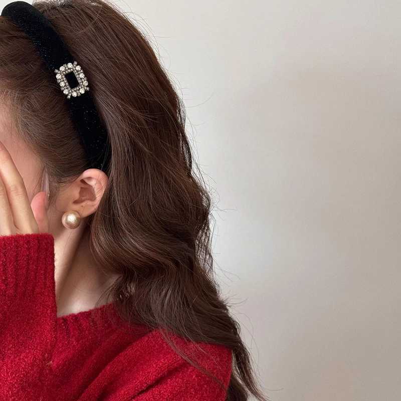 Korean Style Ladies Rhinestone Velvet Headband Female Face Wash Minimalist Hair Hoop Advanced Daily Headhoop Hair Accessories D260326