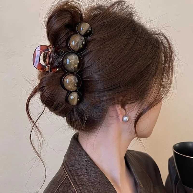 Retro Gradient Beaded Hair Claw 11Cm Womens Geometric Plastic Hairpin Shark Clip Fashion Everything Hair Clip Hair Accessories H260326