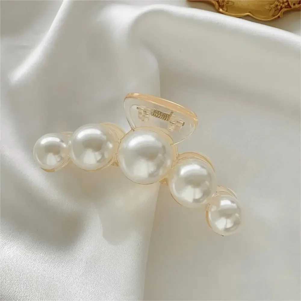 YS00168/---4pcs Large Shark Clip Hair Accessories Temperament Versatile Simple And Generous Fashionable Gentle Pearl Grab Clip H260326