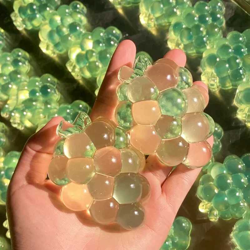 1Pcs Squeeze Stress Relief Hand Toys Fruit Grapes Toy Anti-Anxiety Fruit Stretchy Slow Rising Sensory Props H260326
