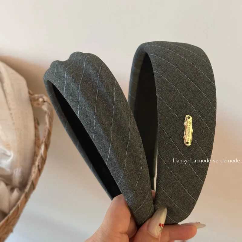 Korean simple high-end headband gray twill retro sponge hairpin versatile pressure hair high cranial top wide edge headband D260326