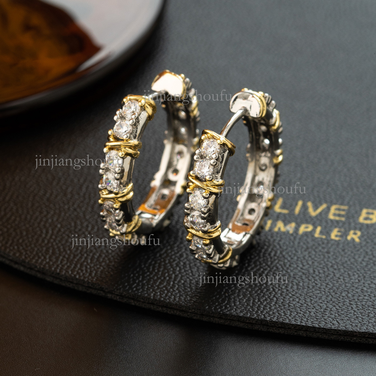 Designer Jewelry Set Luxury Brand Women's Personalized Buckle Haoshi Necklace Bracelet Ring Earring Set Lucky Goddess Trendy Clothing Accessories