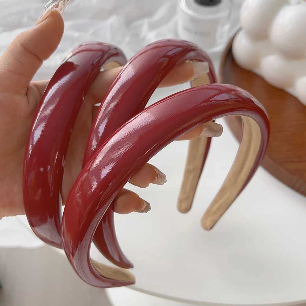 Retro Red Leather Sponge Headband for Woman Fashion Temperament Hair Hoop Wash Face Hair Band Female Party Hair Accessories Gift D260326