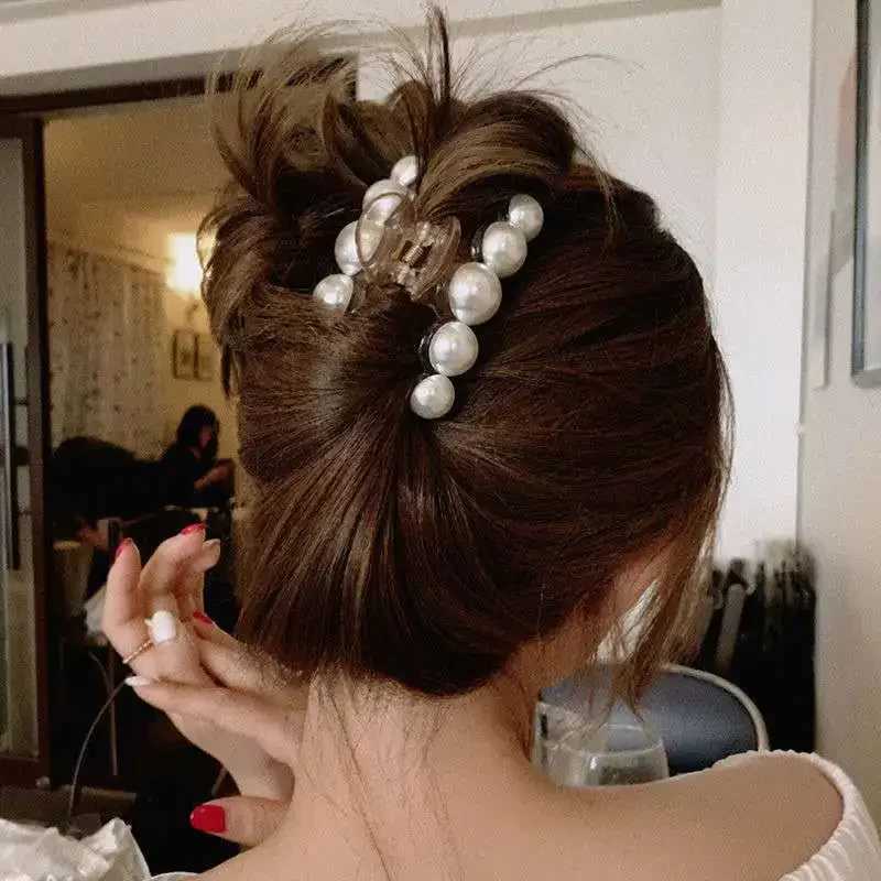 Elegant Hyperbole Big Pearls Acrylic Hair Claw Clips Big Size Makeup Hair Styling Barrettes for Women Hair Accessories H260326