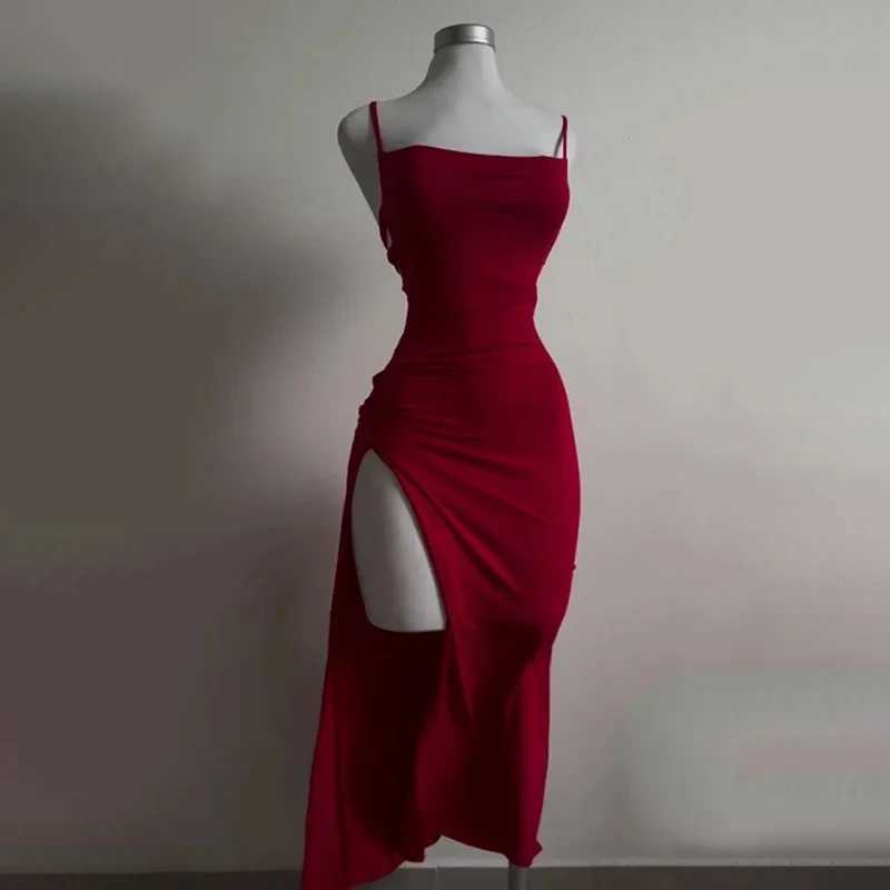 2025 New Dress Summer High Sensibility Halter Strap Spice Bag Hip Dress M260326