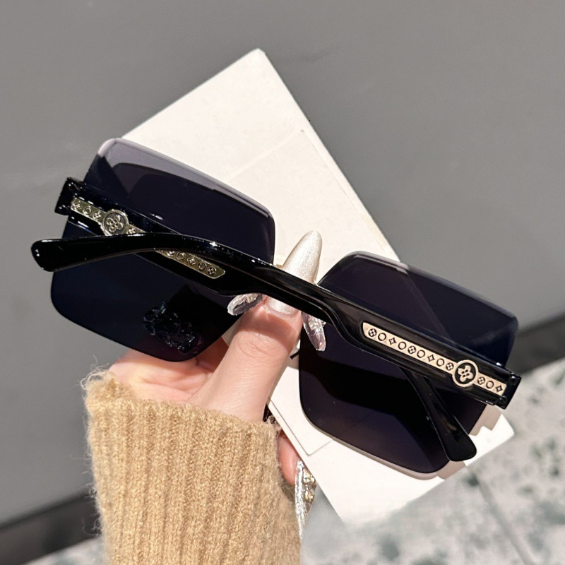 Luxury Brand Designer Sunglasses 2026 New Model Sunglasses With Connected Leg Design, Rimless Cut-edge, Oversized Lenses, Light Luxury High-end Style,