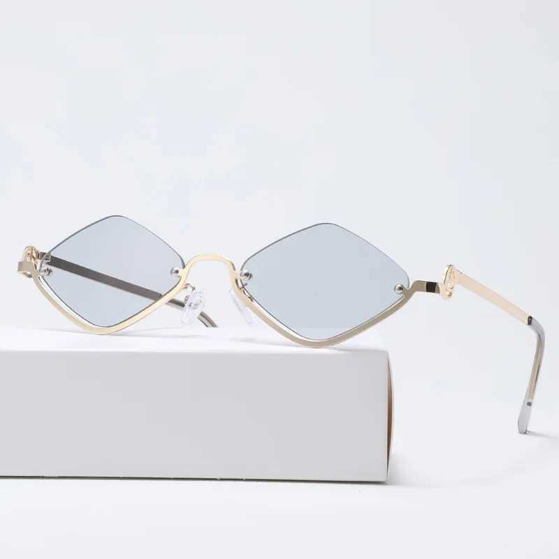 New Fashion Bright Color Diamond Metal Sunglasses Women Trendy UV Protection Outdoor Casual Shades Geometry Decor Sun Glasses D260326