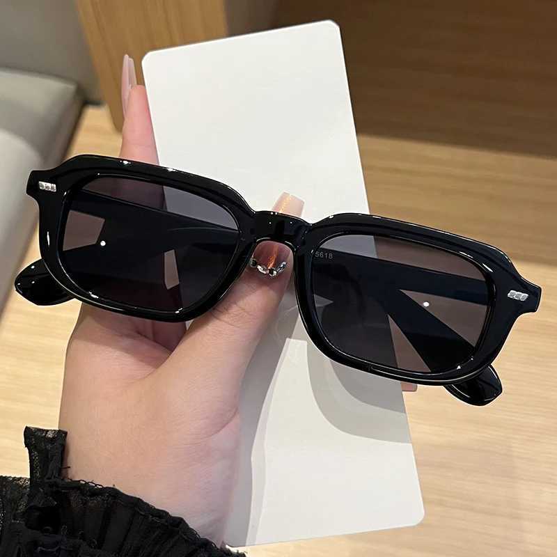 Classic Small Square Sun Glasses Women Men High Quality Sunglasses Travel Driving Candy Color Shades UV Protective Glasses D260326